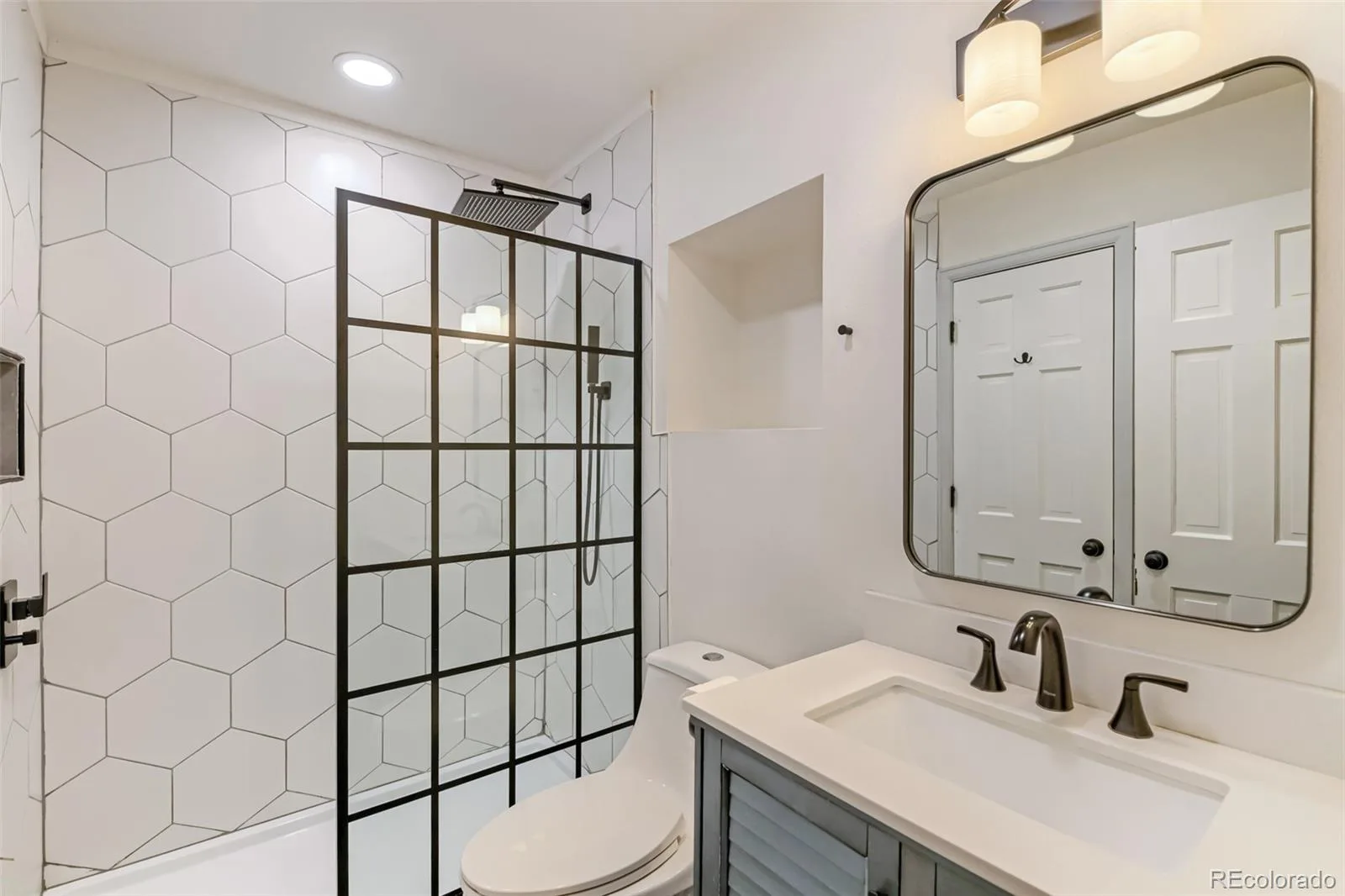 20765 E Buchanan Drive Aurora CO 80011 | MLS #REC7881814 08172026164837 1600 13