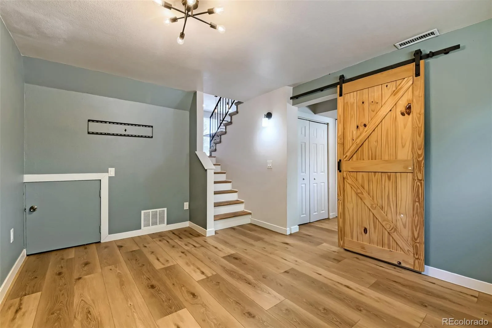 20765 E Buchanan Drive Aurora CO 80011 | MLS #REC7881814 08172026164837 1600 7