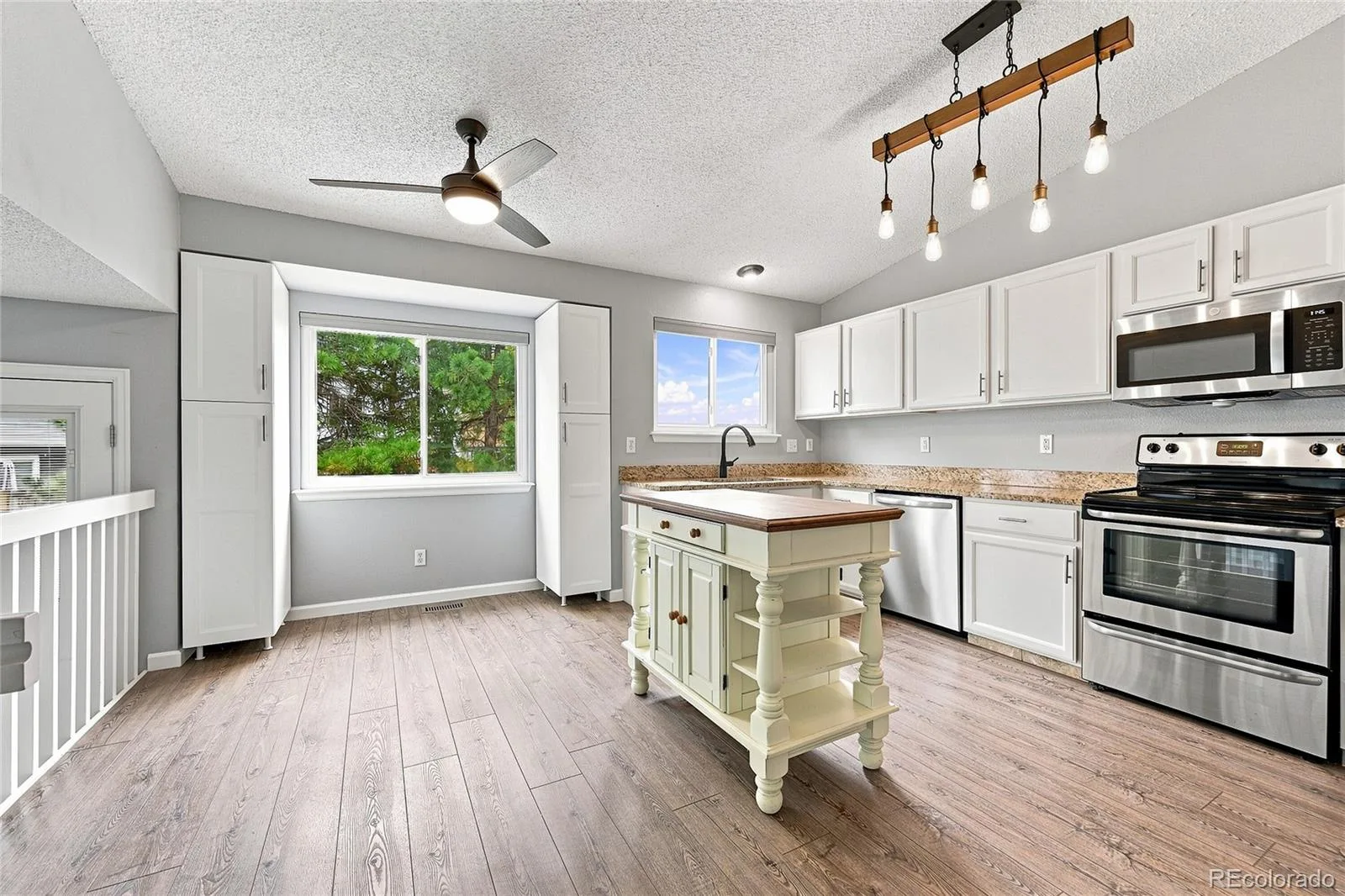 4506 N Wildflowers Way Castle Rock CO 80109 | MLS #REC7884345 08302026073325 1600 6