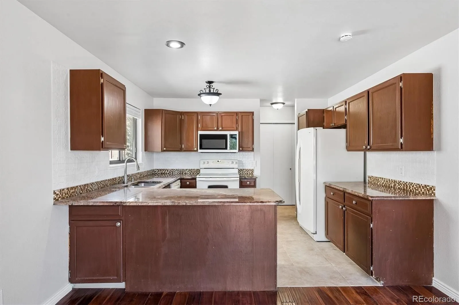 18956 E Mercer Drive Aurora CO 80013 | MLS #REC7885469 07162026191427 1600 8
