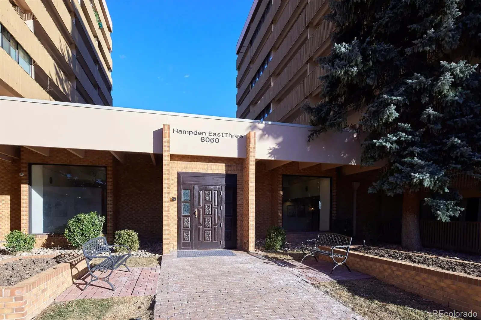 8060 E Girard Avenue #102 Denver CO 80231 MLS #REC7886121 02242026161938 1600 0