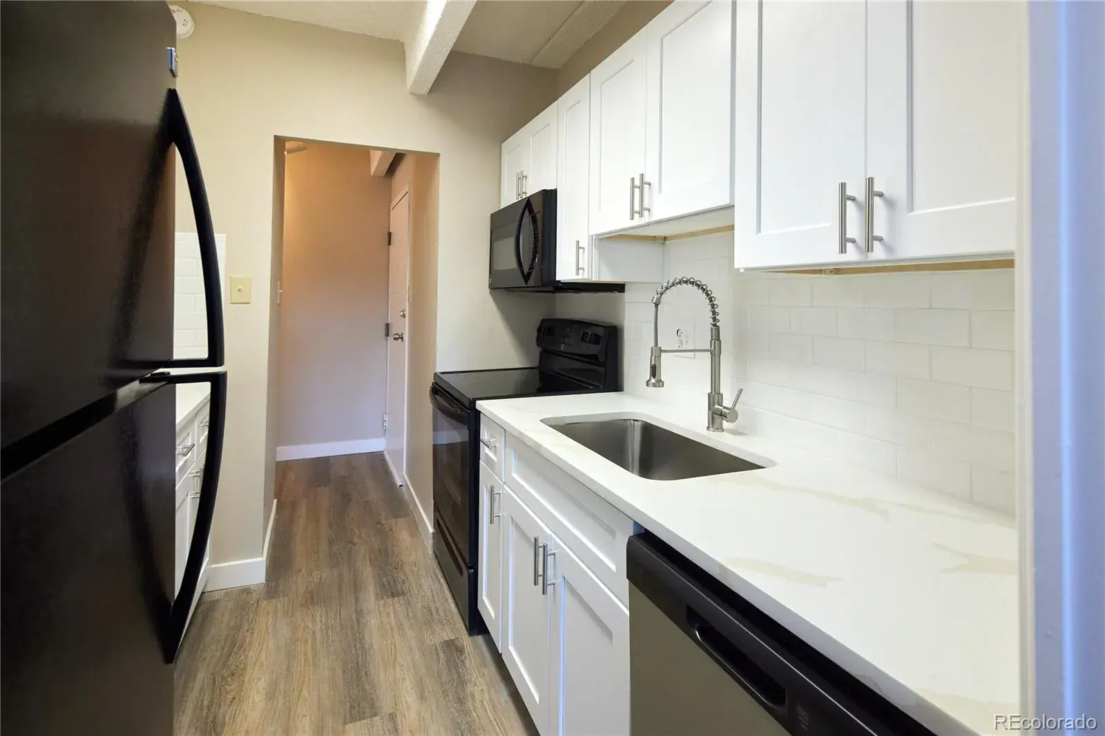 8060 E Girard Avenue #102 Denver CO 80231 MLS #REC7886121 02242026161938 1600 6
