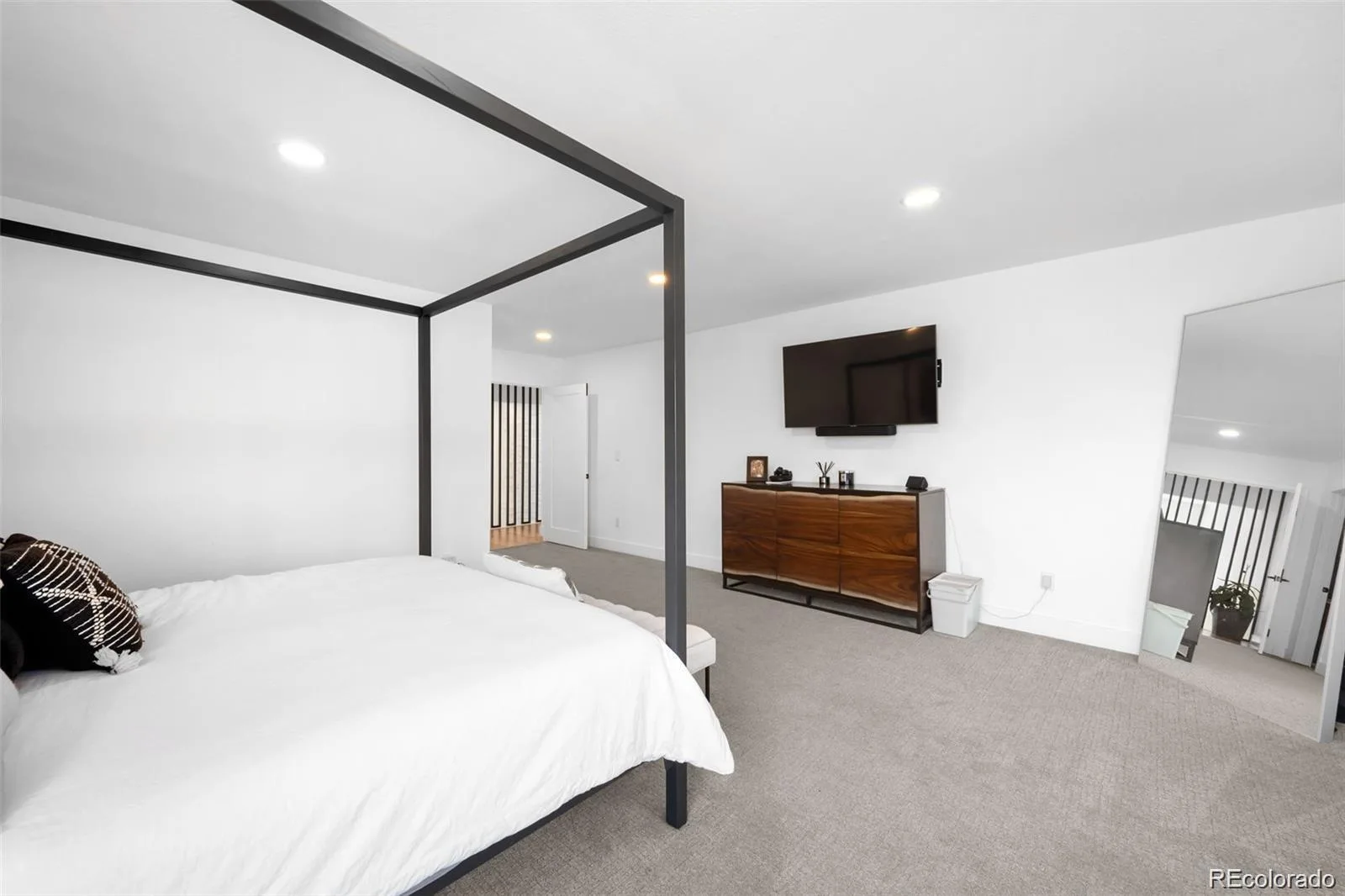 5401 E Dakota Avenue #3 Denver CO 80246 MLS #REC7887054 07032026151839 1600 19