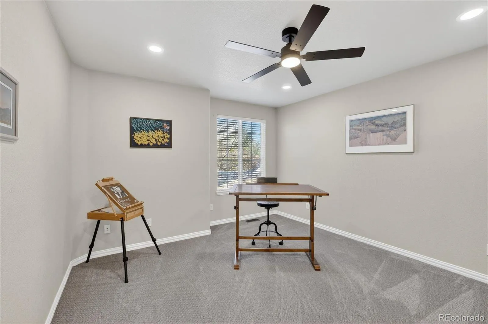 04032026220519 1600 17