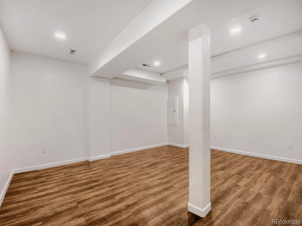 8054 E 9th Avenue Denver CO 80230 MLS #REC7889205 07032026151735 1200 21