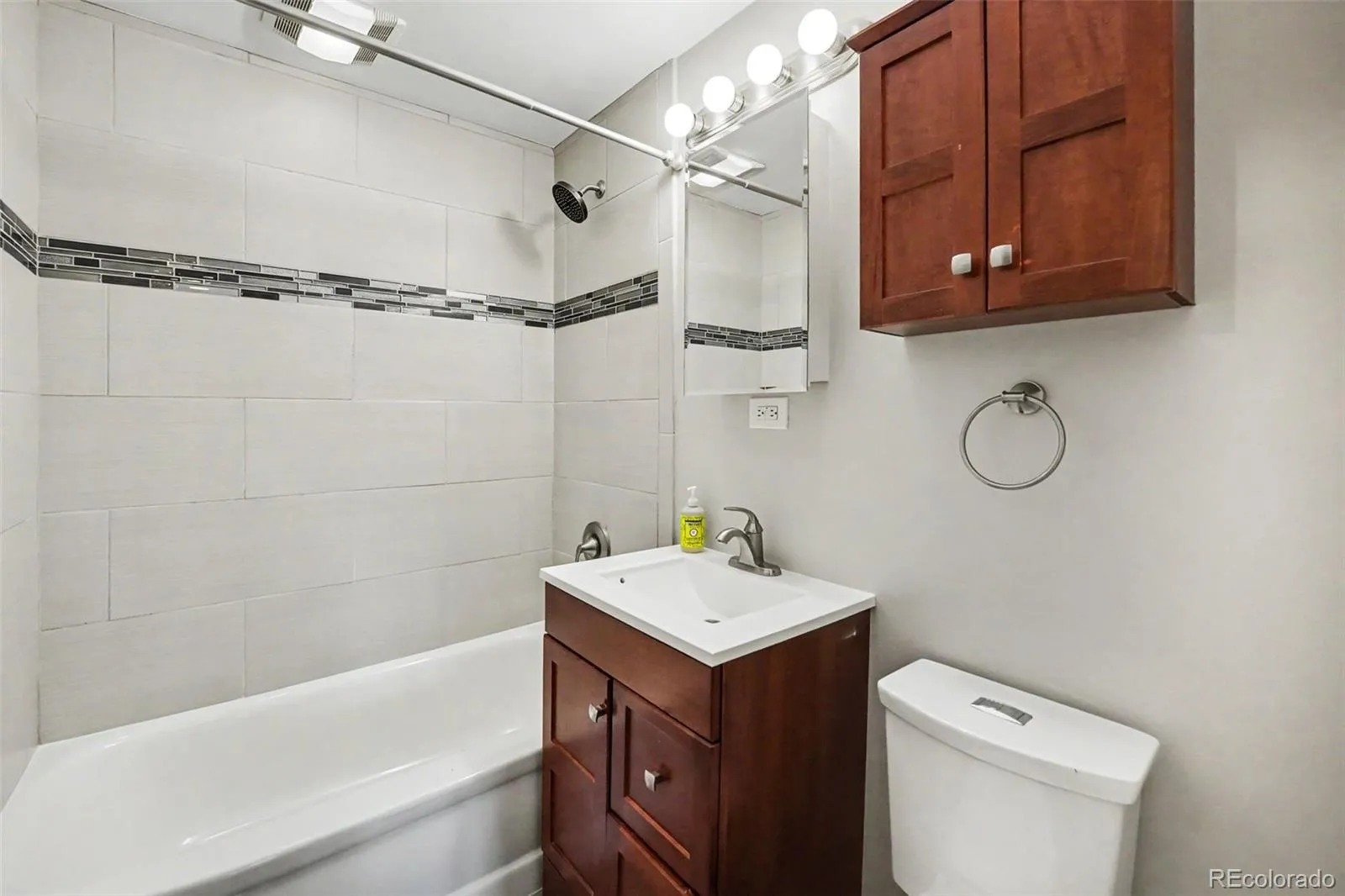 2474 Newland Street Edgewater CO 80214 MLS #REC7892374 05072026190541 1600 18