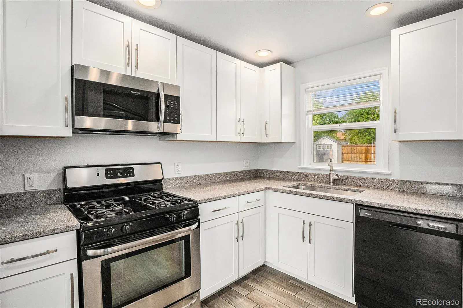 1764 Oswego Street Aurora CO 80010 MLS #REC7894047 01152026190848 1600 2