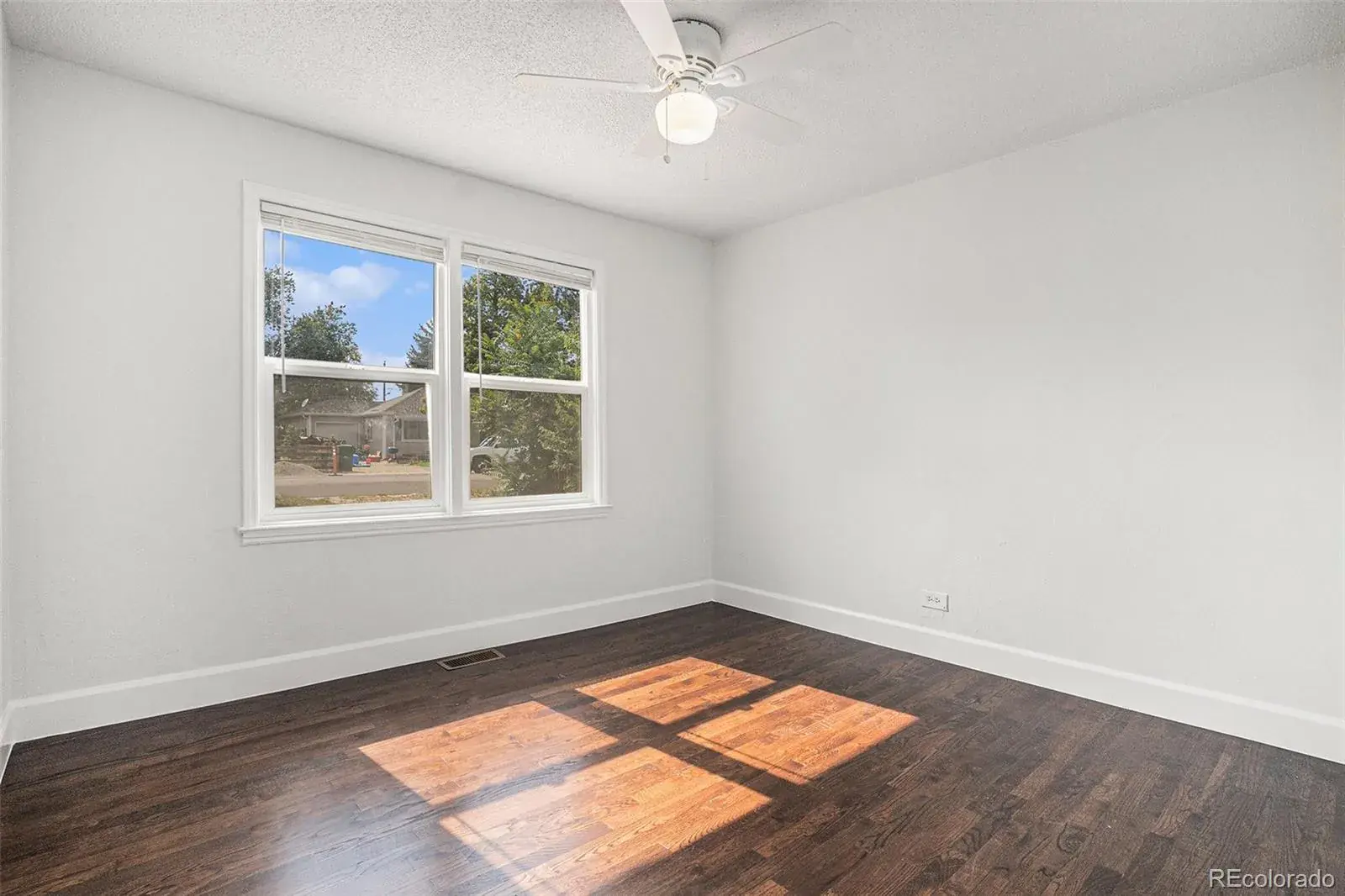 1764 Oswego Street Aurora CO 80010 MLS #REC7894047 01152026190848 1600 5