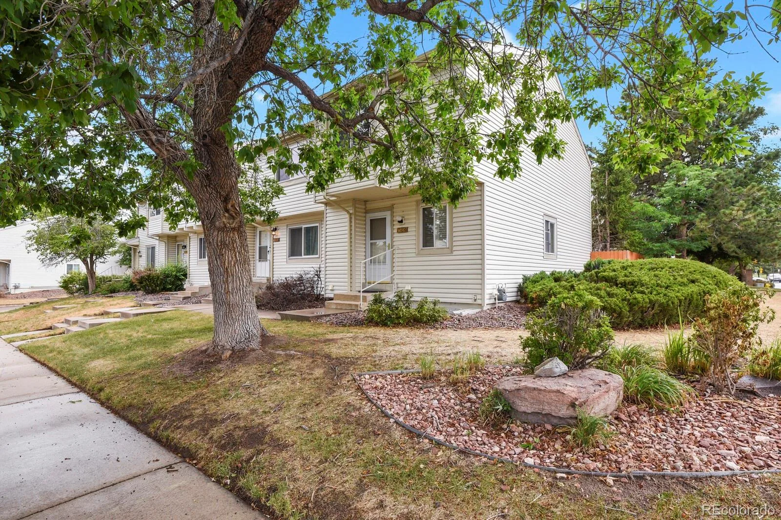 4290 S Mobile Circle #A Aurora CO 80013 MLS #REC7894909 06272026185559 1600 1