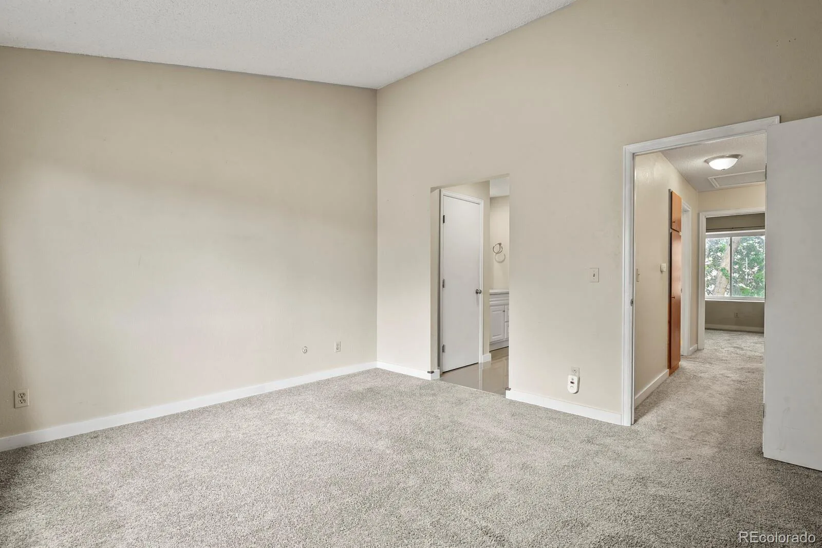 4290 S Mobile Circle #A Aurora CO 80013 MLS #REC7894909 06272026185559 1600 15