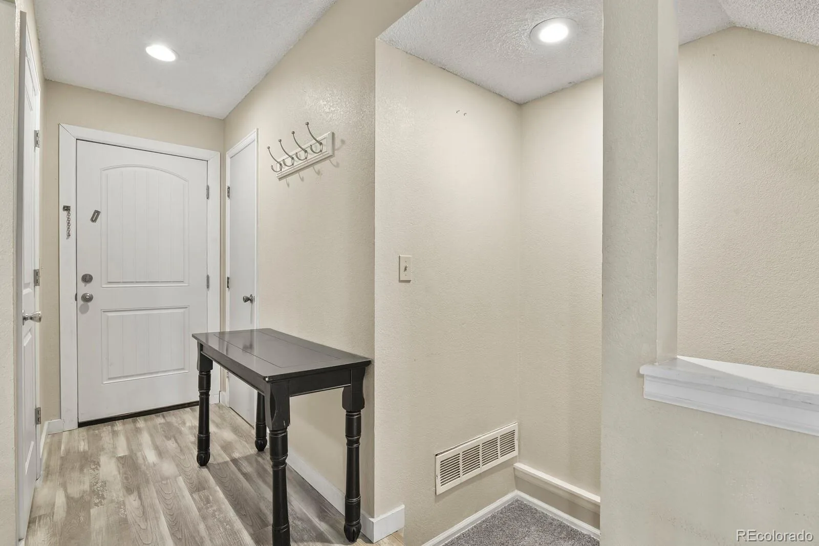 4290 S Mobile Circle #A Aurora CO 80013 MLS #REC7894909 06272026185559 1600 3