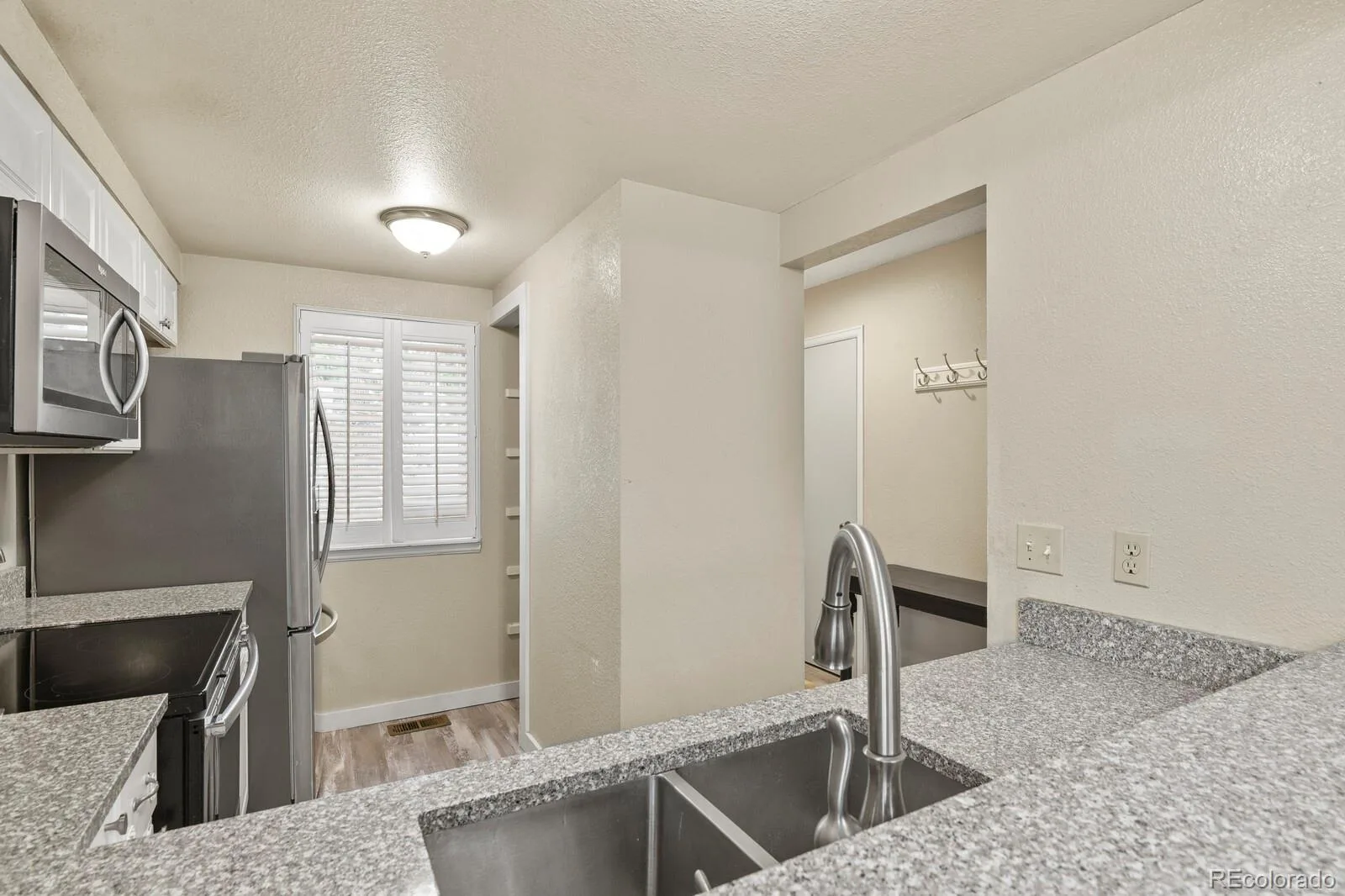 4290 S Mobile Circle #A Aurora CO 80013 MLS #REC7894909 06272026185559 1600 4