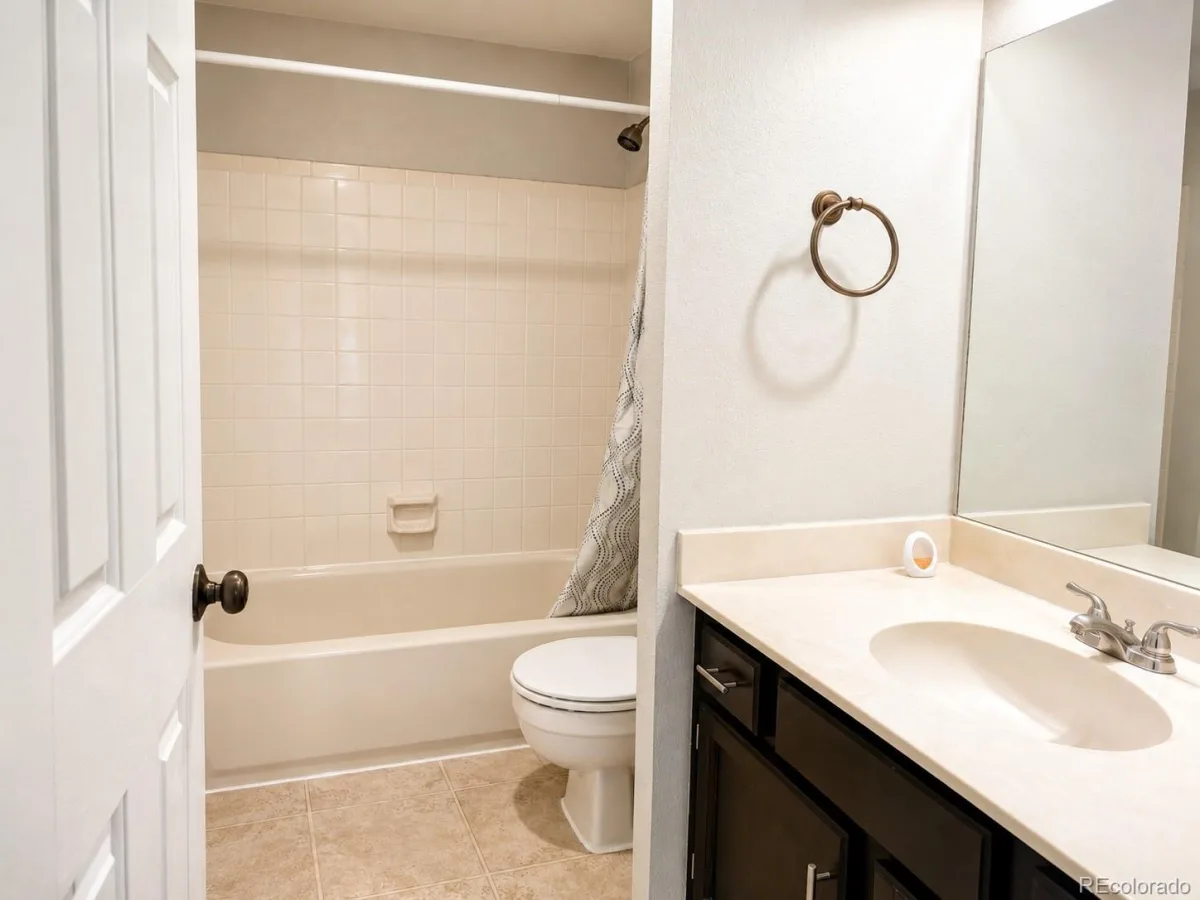 11105 E Alameda Avenue #202 Aurora CO 80012 | MLS #REC7894944 06082026204758 1200 6