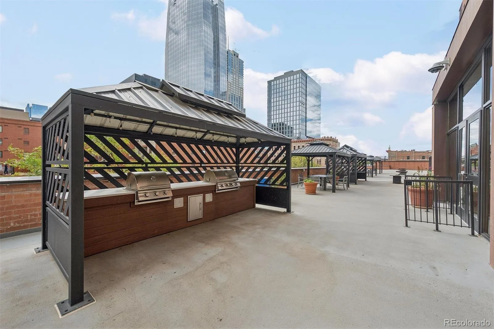 1551 Larimer Street #2305 Denver CO 80202 | MLS #REC7894986 09222026090507 1600 32