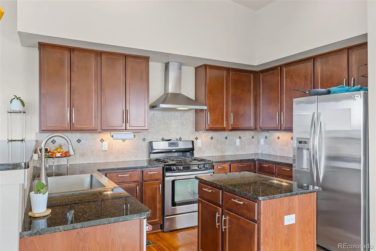 03052026175610 1600 10