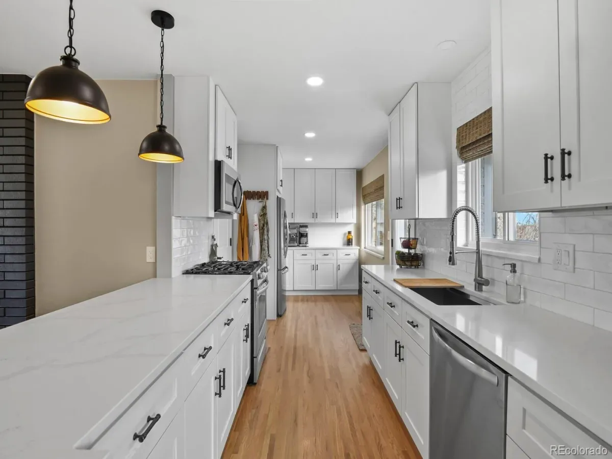 03192026220402 1200 10