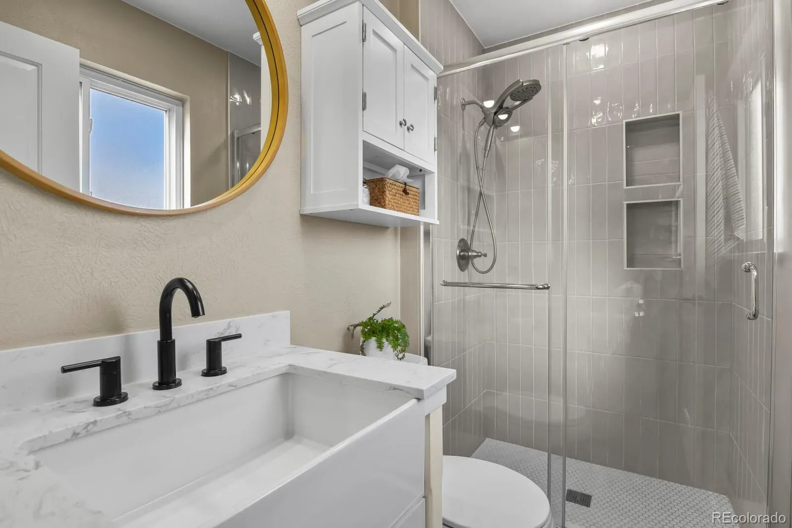 03192026220402 1600 21