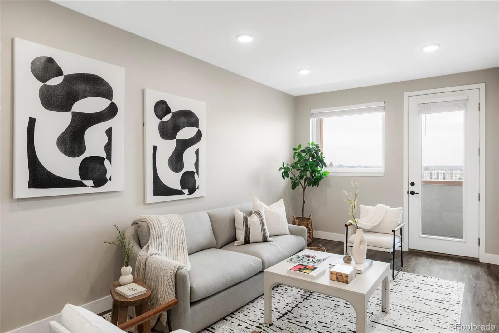 04202026210553 1600 10