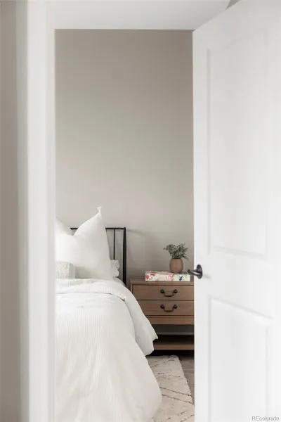 04202026210553 800 16