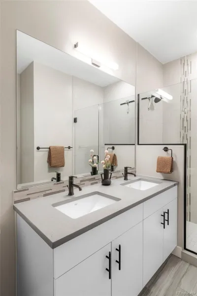 04202026210553 800 19