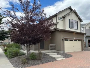 200 S Oak Hill Street Aurora CO 80018 | MLS #REC7899008 08312026171950 300 0