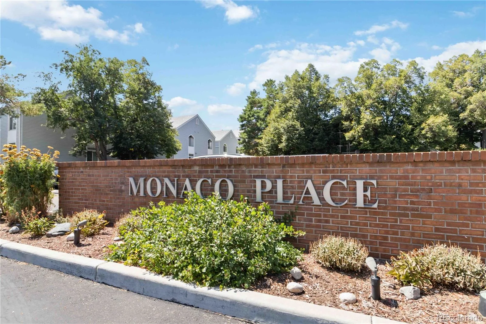 3319 S Monaco Street #A Denver CO 80222 MLS #REC7899657 06232026162246 1600 23