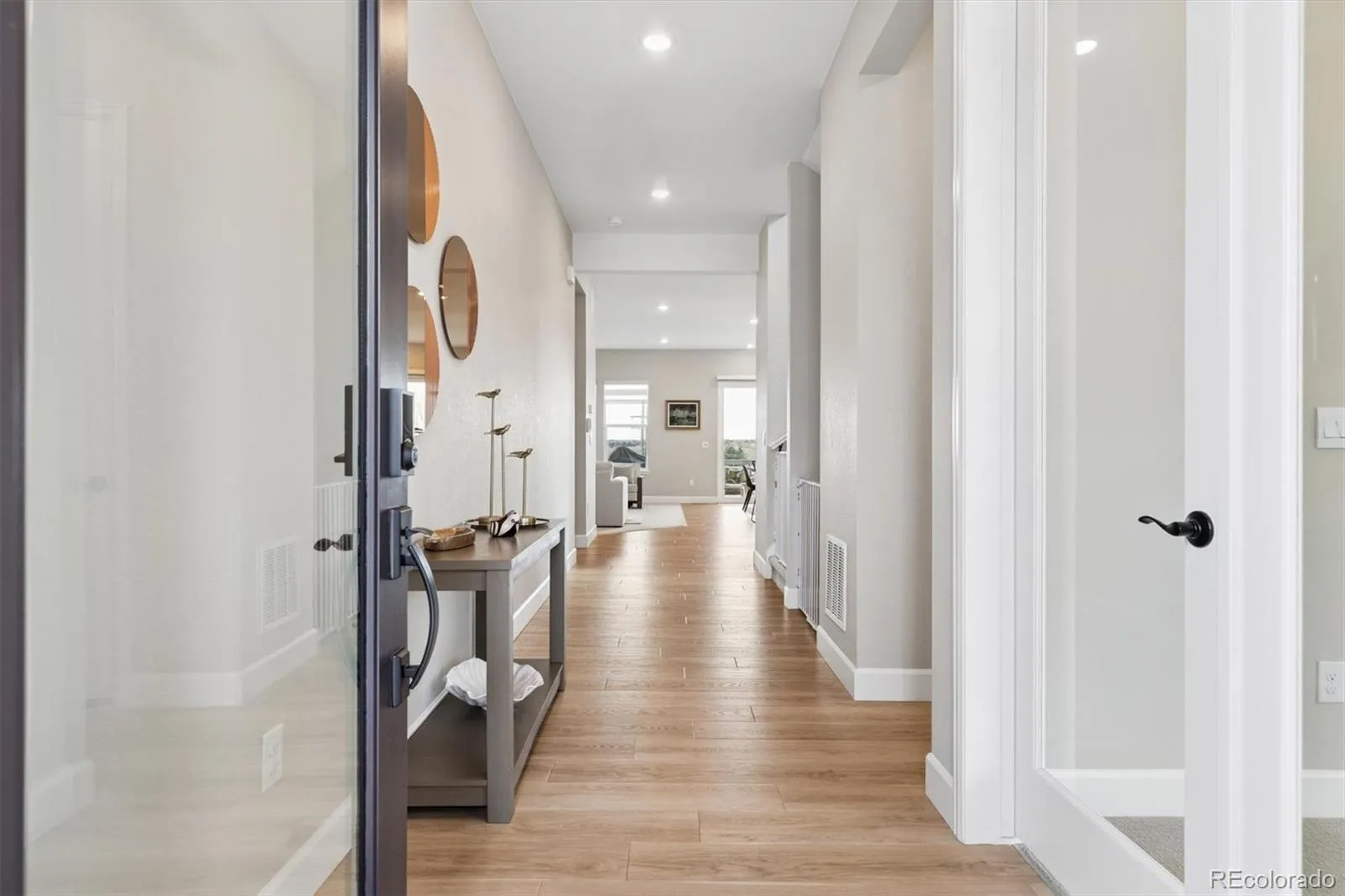 04172026213354 1600 3