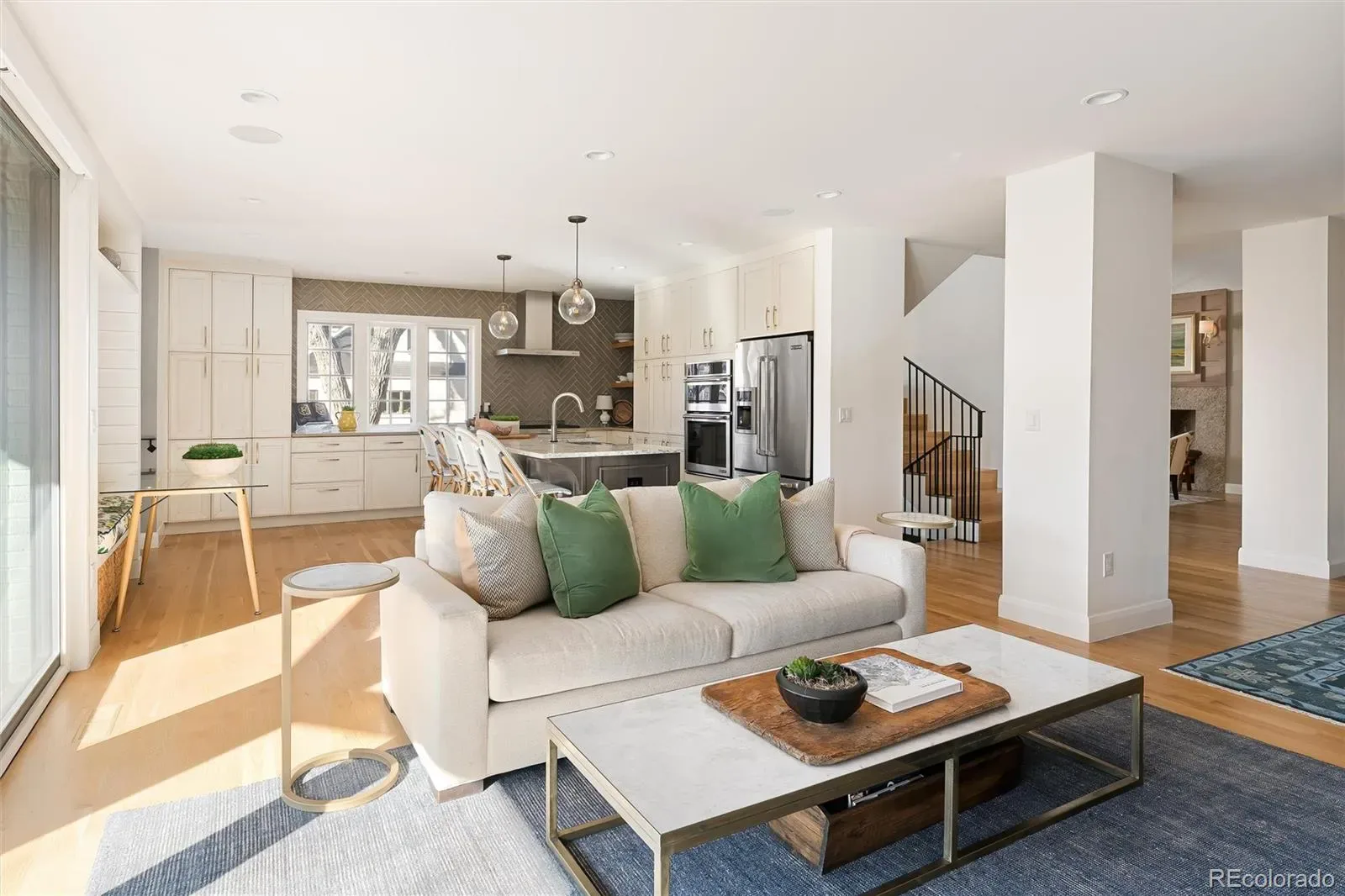 03082026000307 1600 21