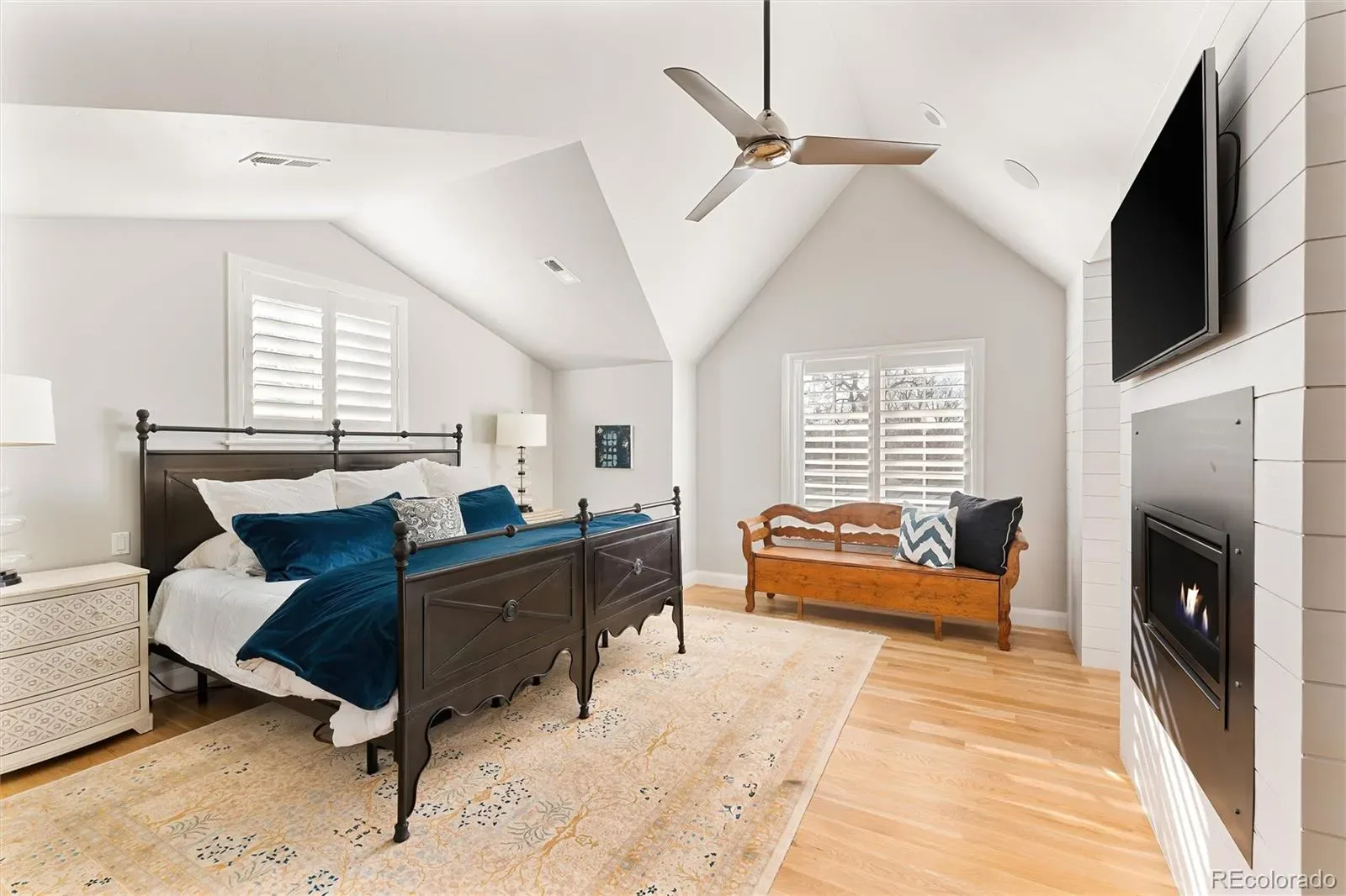 03082026000307 1600 27