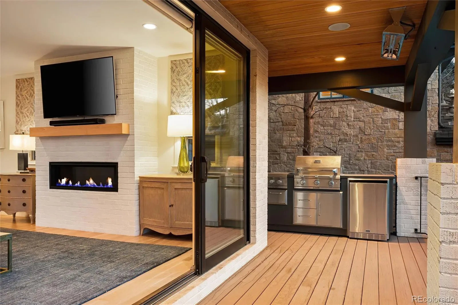 03082026000307 1600 42