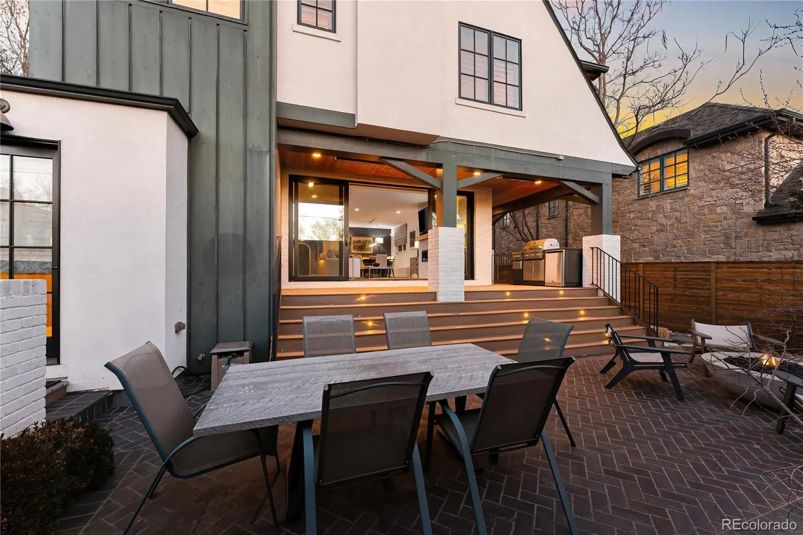 03082026000307 1600 8