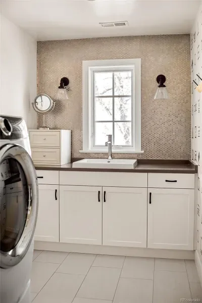 03082026000307 800 32