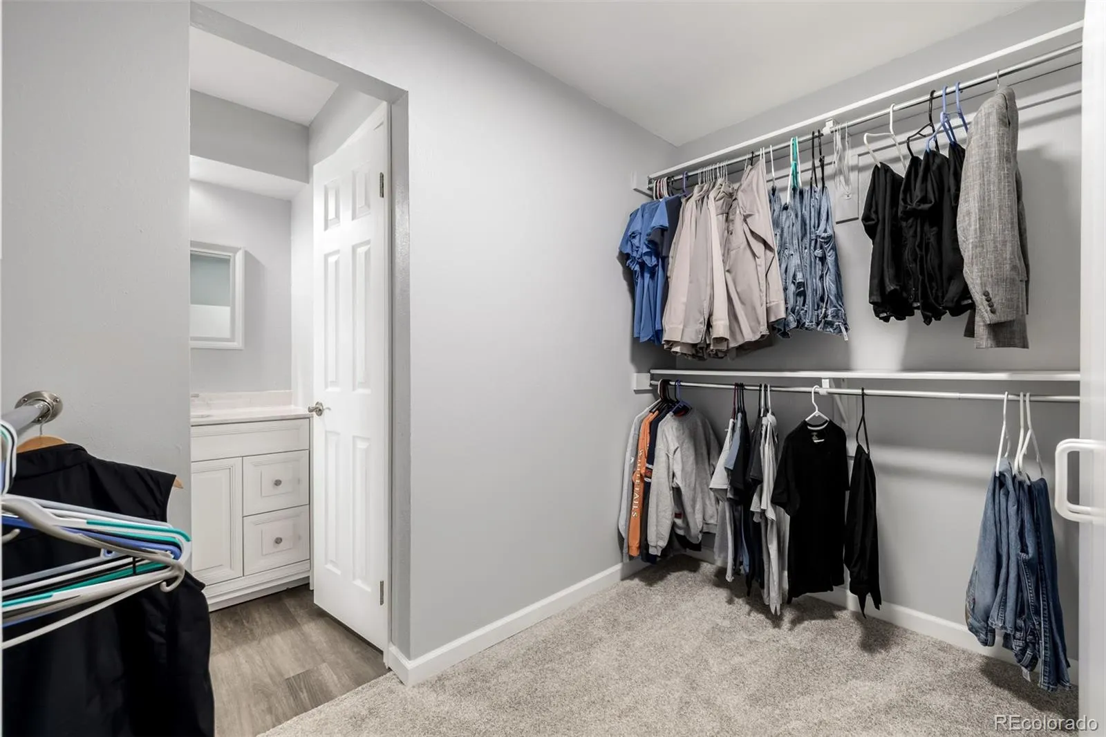 04032026220525 1600 20