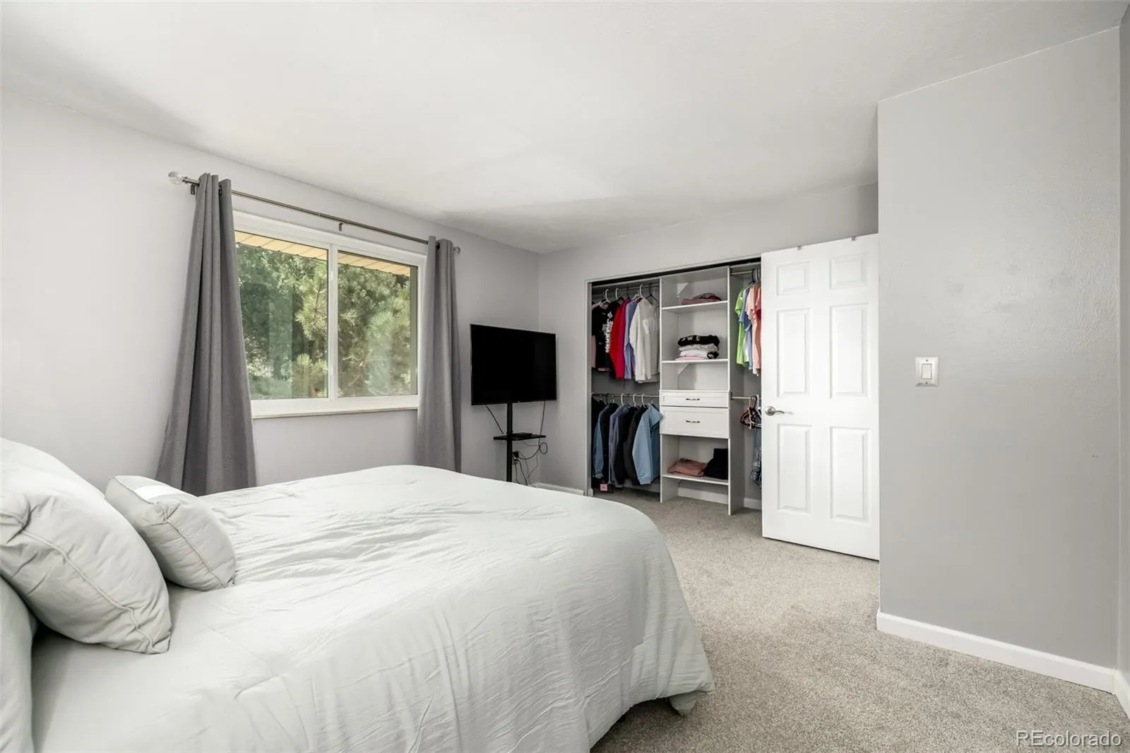 04032026220525 1600 26