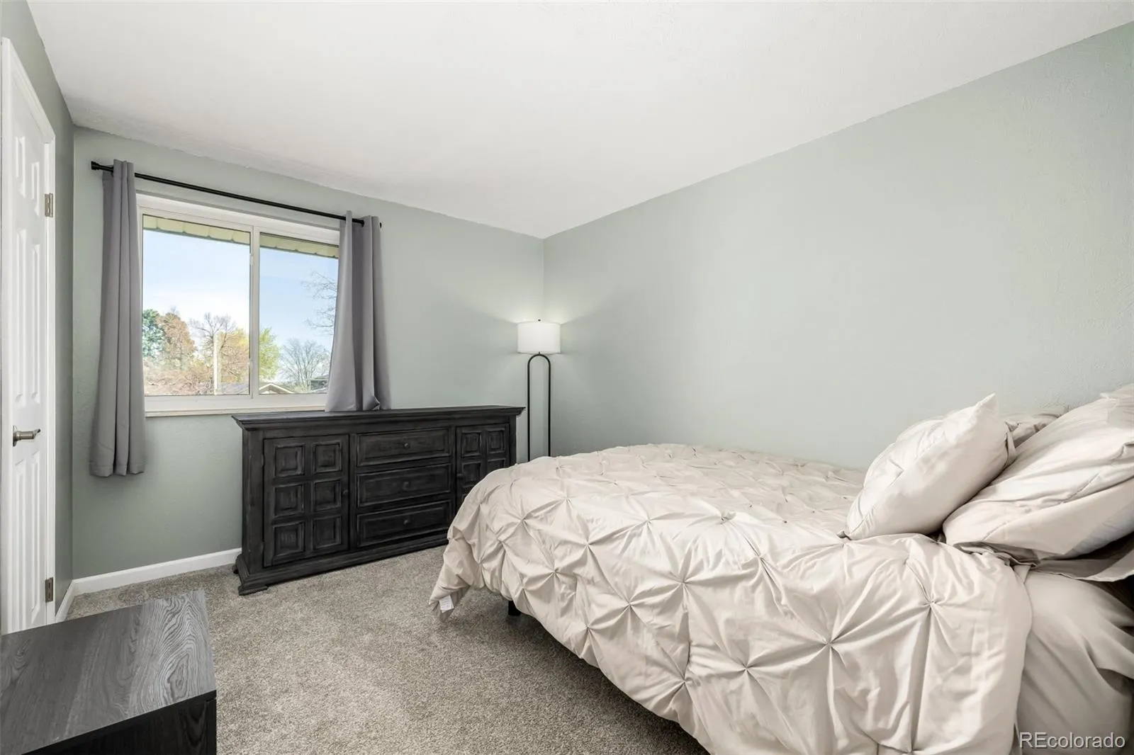 04032026220525 1600 27