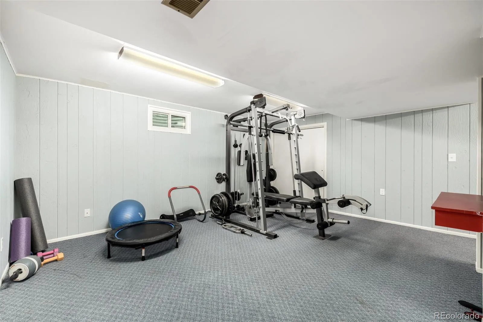 04032026220525 1600 35