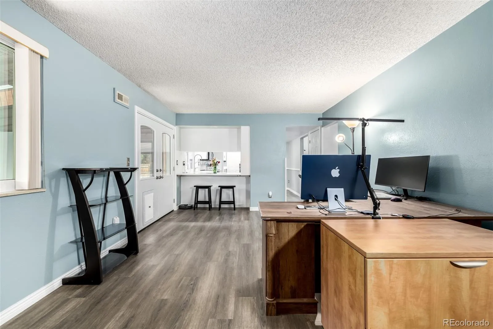 04032026220525 1600 9