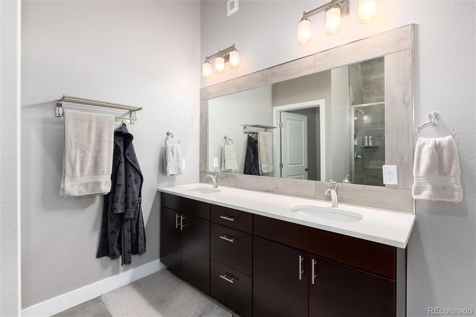 1733 Grove Street #4 Denver CO 80204 | MLS #REC7904574 07272026202704 1600 18
