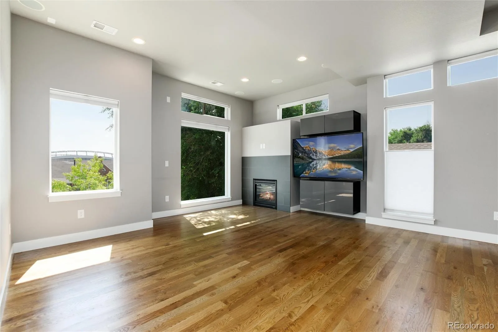 1733 Grove Street #4 Denver CO 80204 | MLS #REC7904574 07272026202704 1600 36