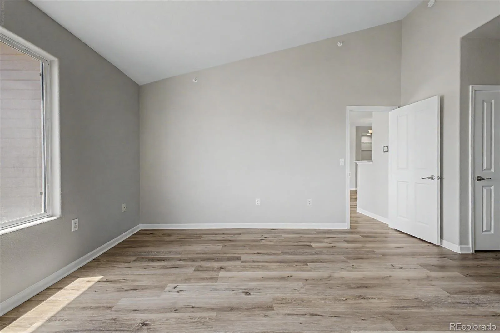 7479 S Alkire Street #302 Littleton CO 80127 | MLS #REC7905638 06182026203031 1600 13