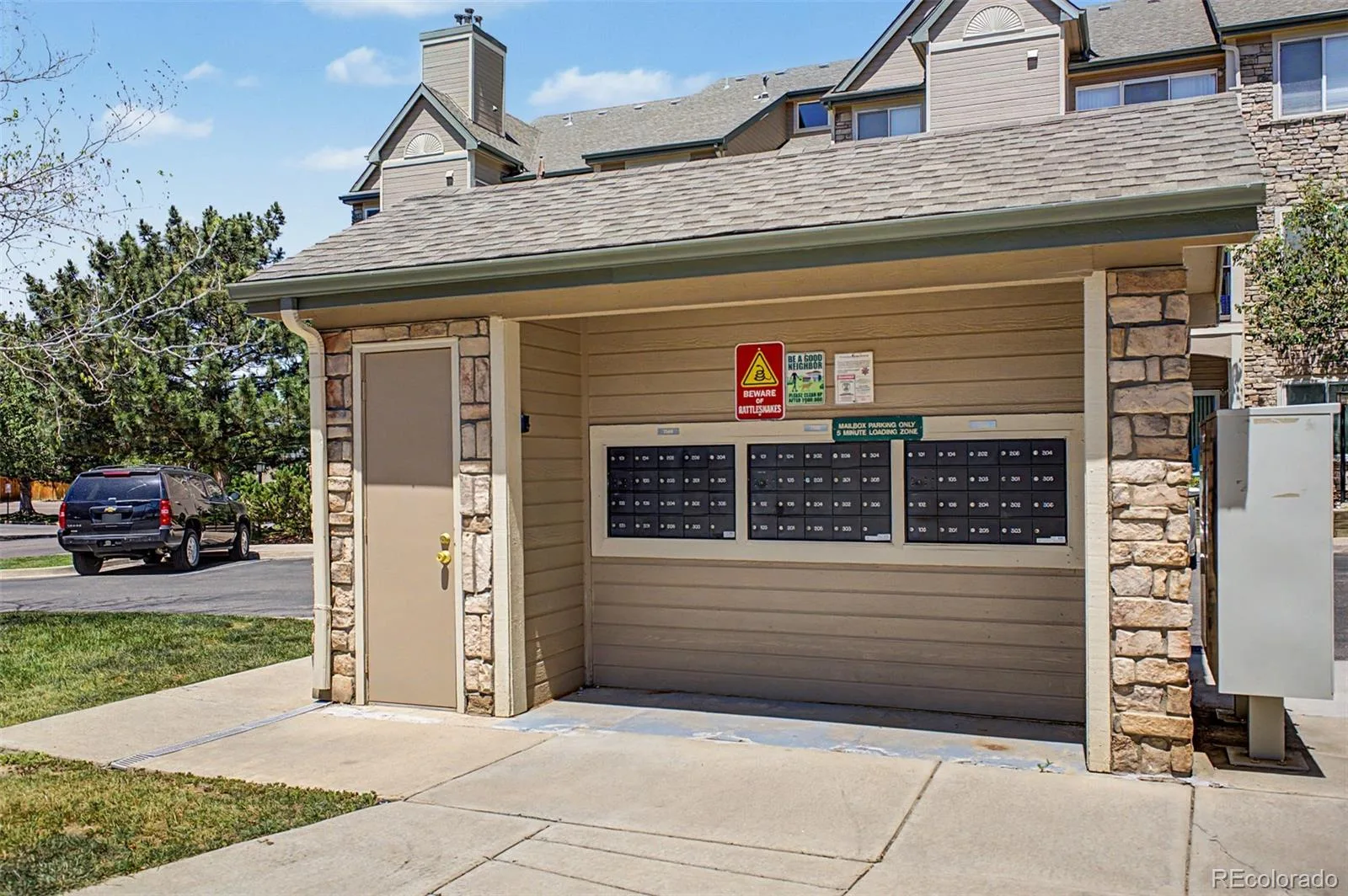 7479 S Alkire Street #302 Littleton CO 80127 | MLS #REC7905638 06182026203031 1600 28