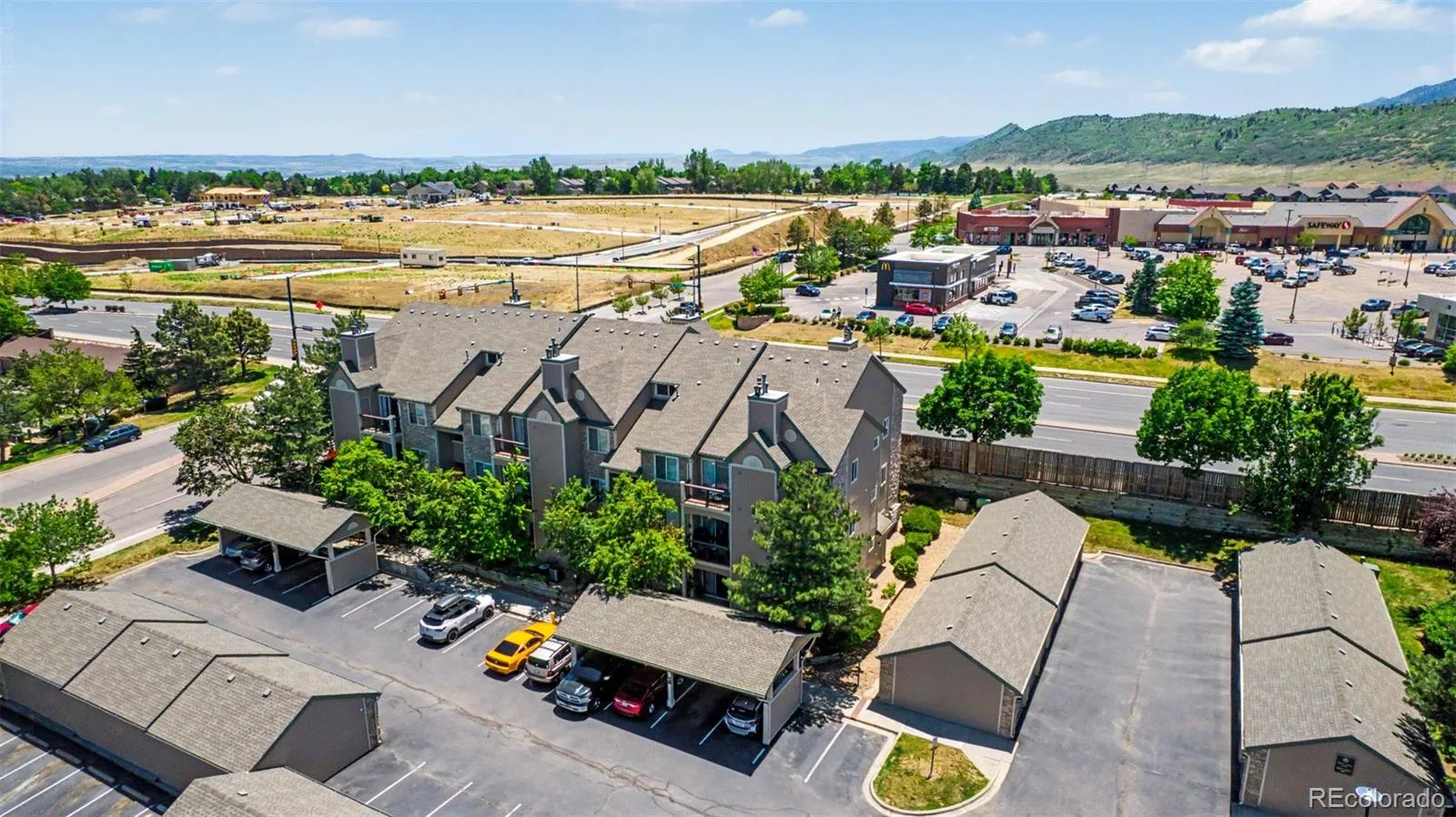 7479 S Alkire Street #302 Littleton CO 80127 | MLS #REC7905638 06182026203031 1600 37