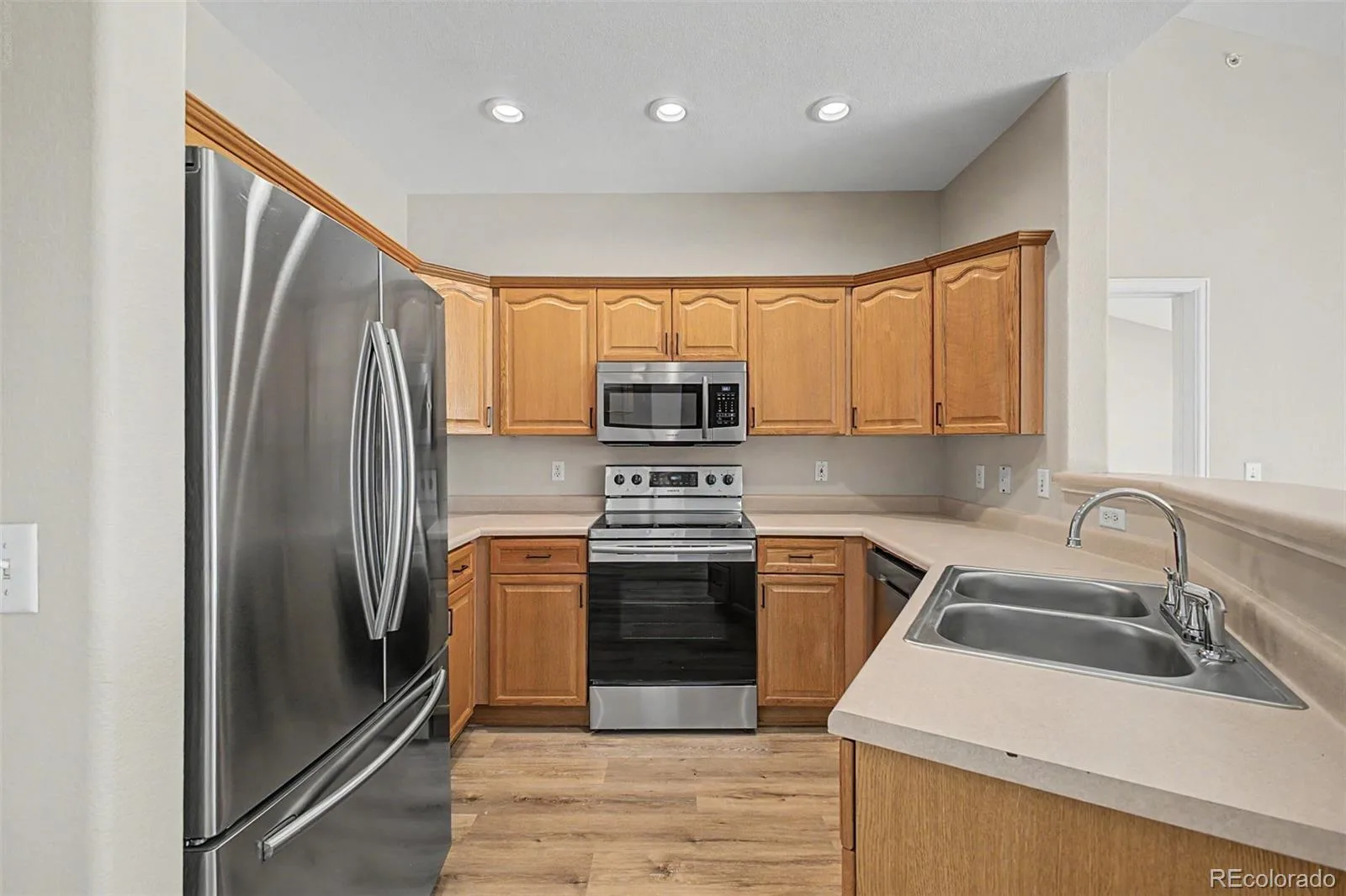 7479 S Alkire Street #302 Littleton CO 80127 | MLS #REC7905638 06182026203031 1600 8