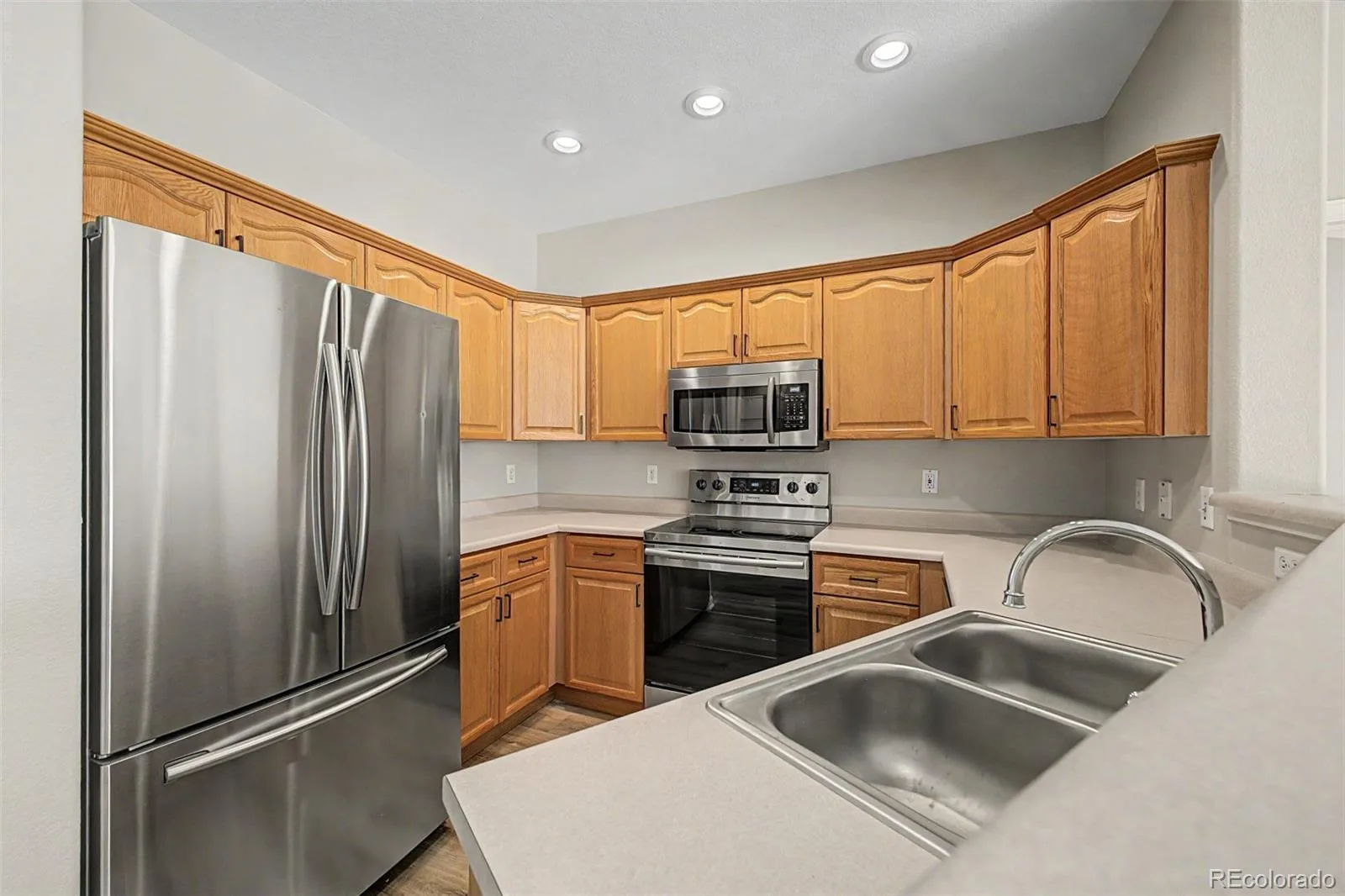 7479 S Alkire Street #302 Littleton CO 80127 | MLS #REC7905638 06182026203031 1600 9