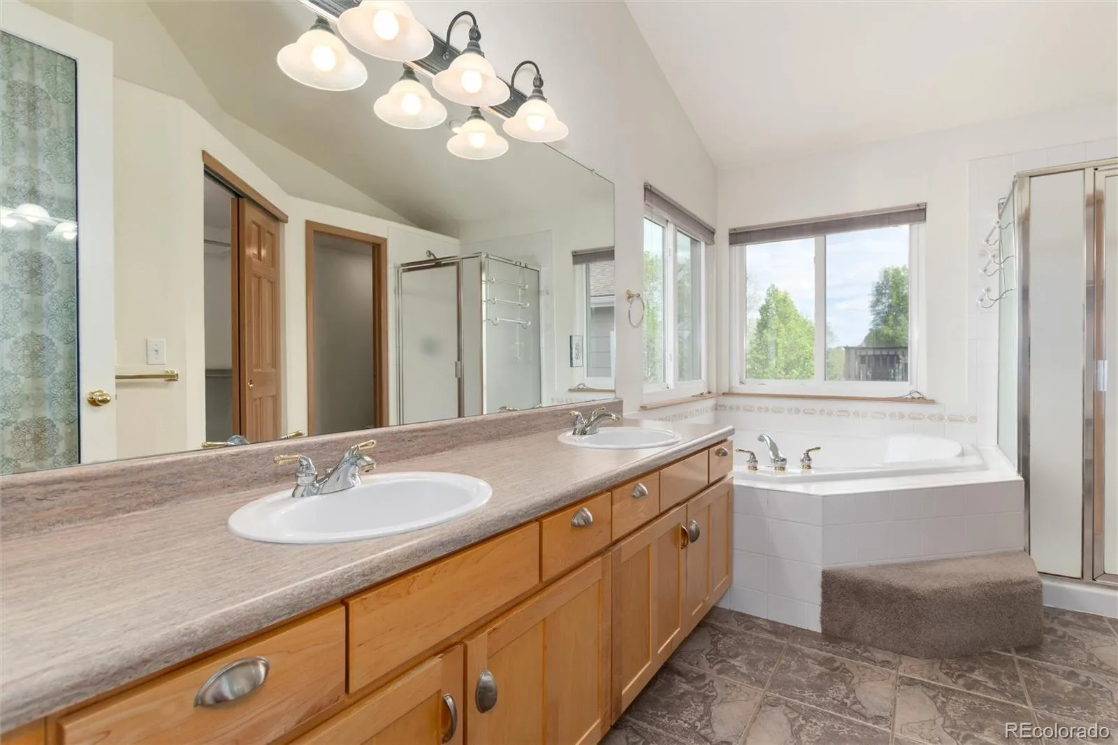 5386 S Gray Street Littleton CO 80123 MLS #REC7908181 04212026003007 1600 30
