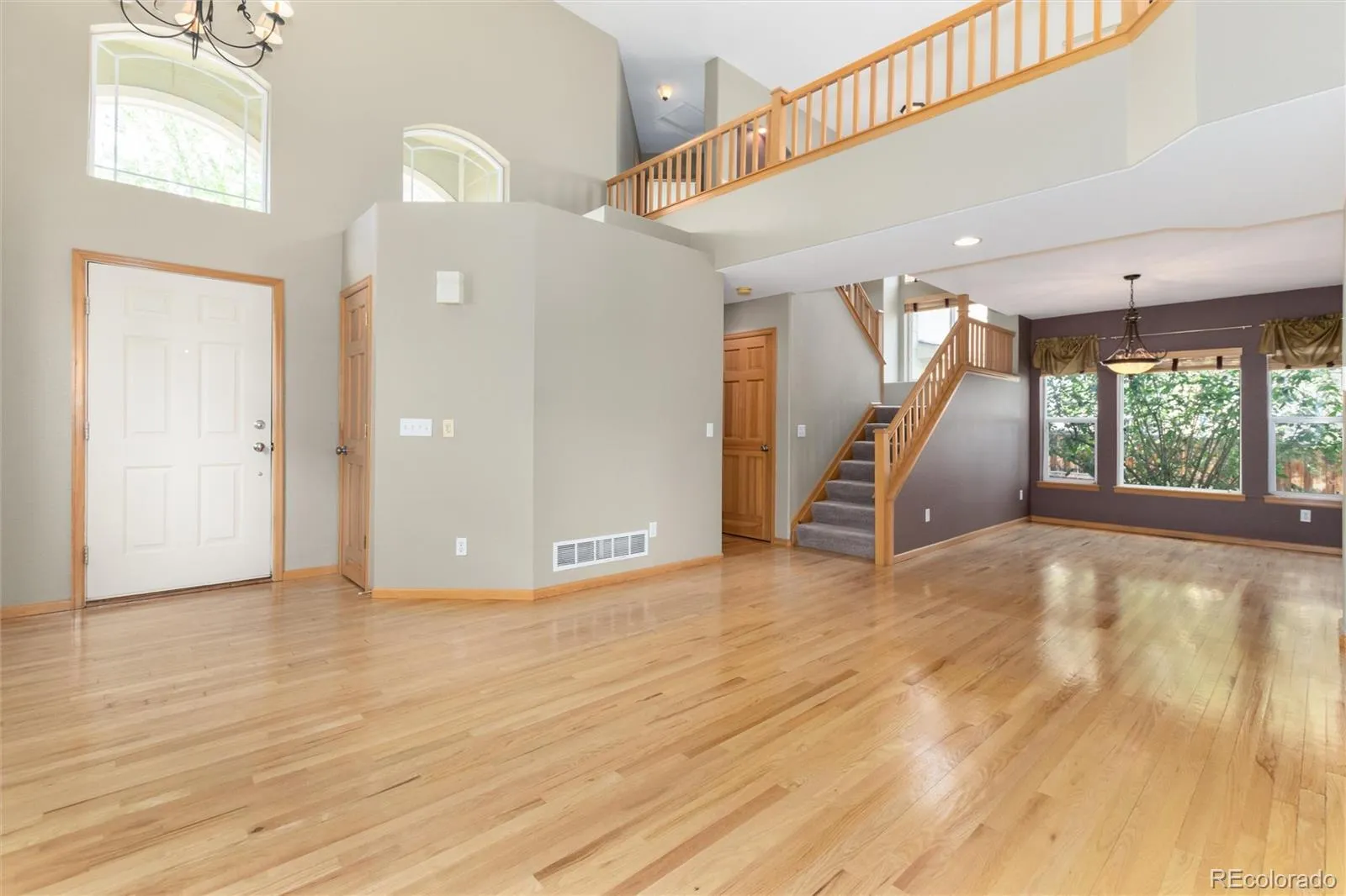 5386 S Gray Street Littleton CO 80123 MLS #REC7908181 04212026003007 1600 5
