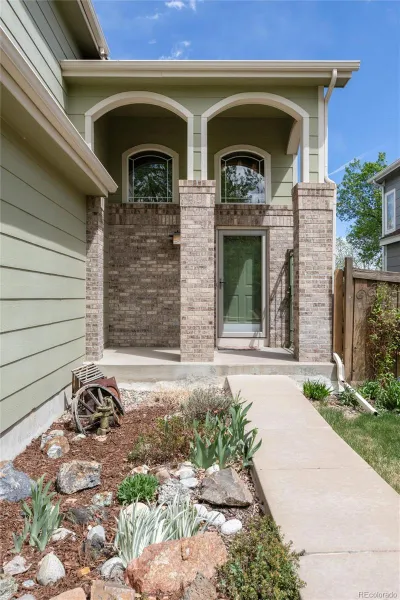5386 S Gray Street Littleton CO 80123 MLS #REC7908181 04212026003007 800 2
