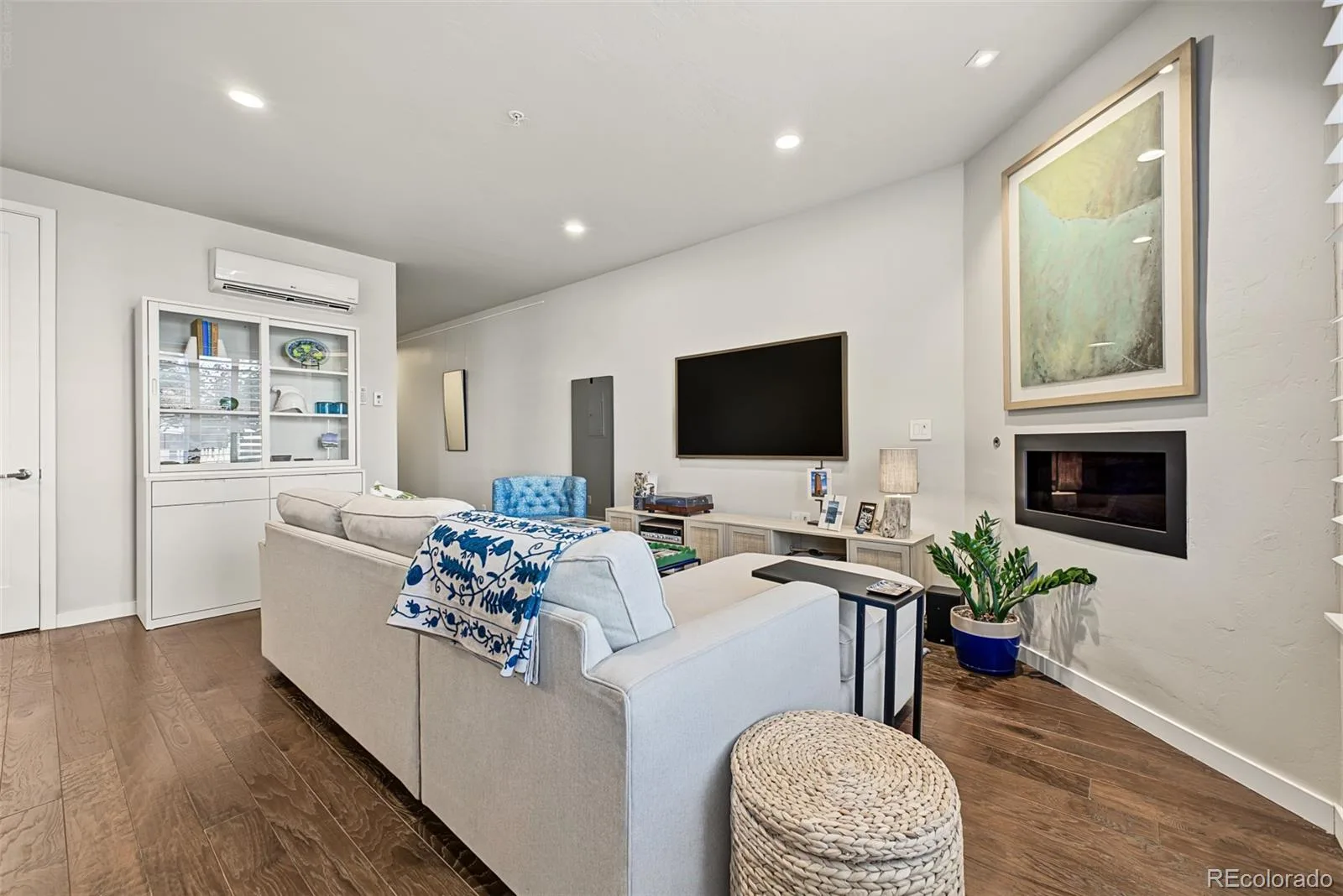 336 E 1st Avenue #100 Denver CO 80203 | MLS #REC7908303 10092026165909 1600 4