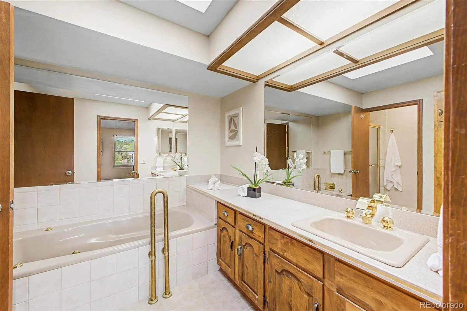 9896 E Maplewood Circle Englewood CO 80111 | MLS #REC7908989 08292026013548 1600 13