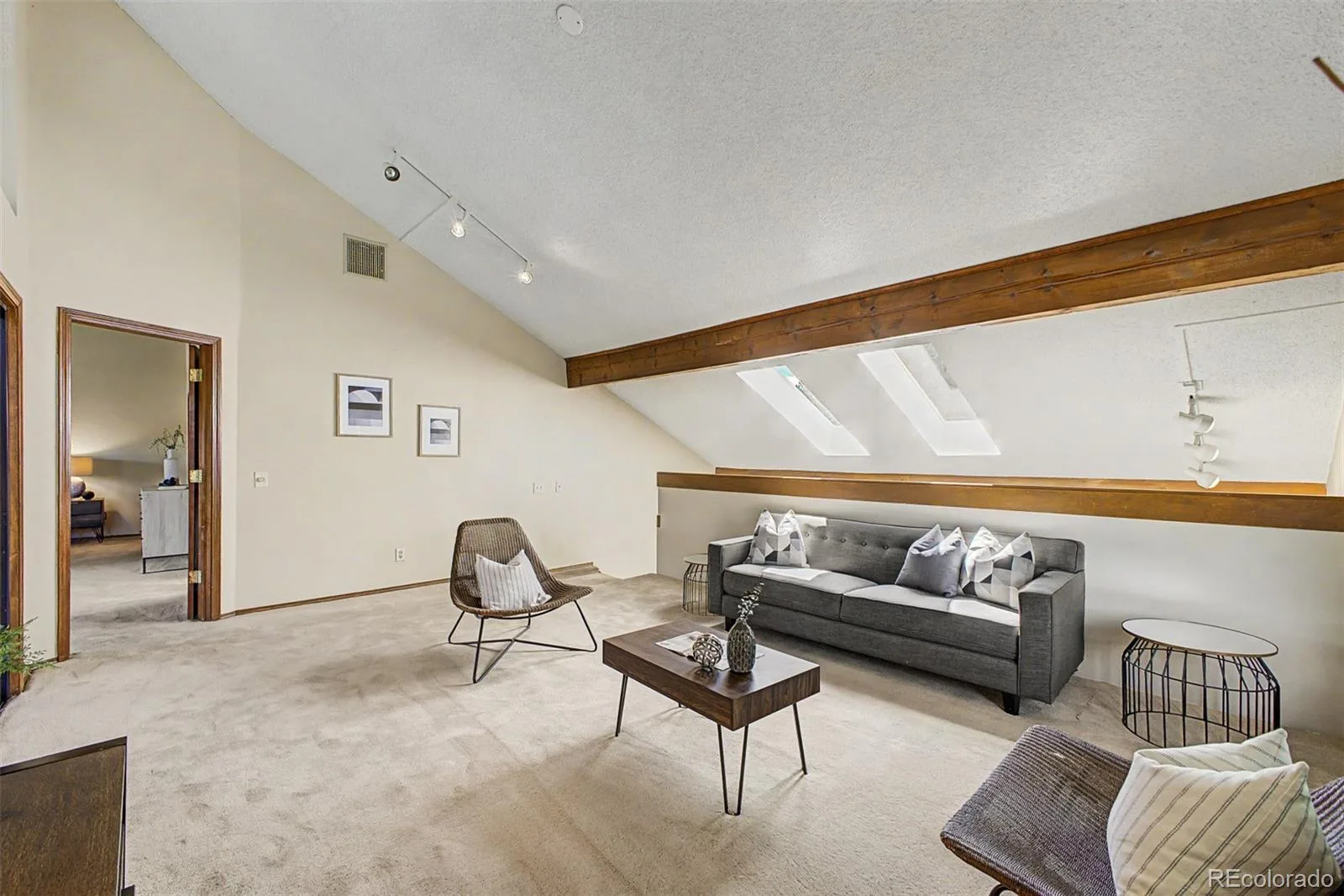 9896 E Maplewood Circle Englewood CO 80111 | MLS #REC7908989 08292026013548 1600 24